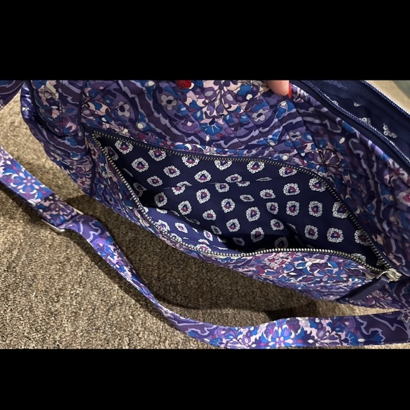 Vera Bradley Woman’s Bag Tote Shoulder Bag Handbag Purple Paisley Floral - Picture 5 of 7
